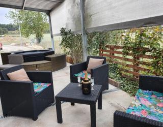 LOGEMENT CHARMANT AVEC SPA PRIVATIF - - 0