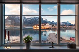 Little White House - Reine - 0