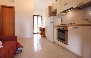 1 Bedroom Amazing Apartment In Costa Rei -Ca- - 7