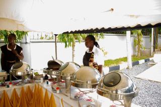 Mojoh Inn Hotel - Ambira - 5