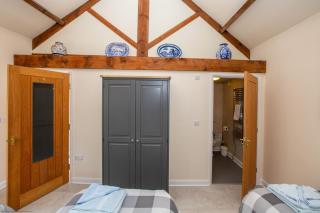Stables Cottage - Selby - 6