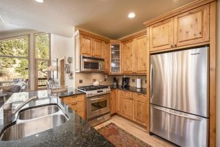 Fall River Retreat - Monthly Long-Term Vacation Rental townhouse - Estes Park - 2