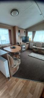Caravan 76 - Talybont - 3