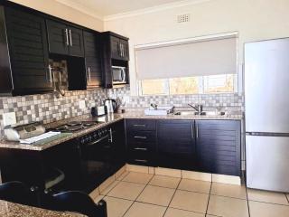 Illovo Views Holiday Apartment - Kingsburgh - 6