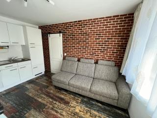 Engstliz Apartman - Foeni - 6