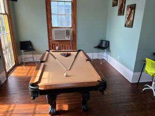 Chilled Pad 2 Blocks from the French Quarters - New Orleans - 8