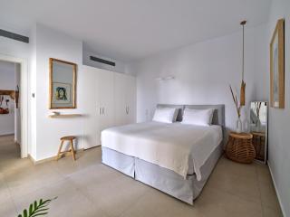 Private Luxury Scarlet beachfront villa, Molos, Paros - Molos Parou - 6