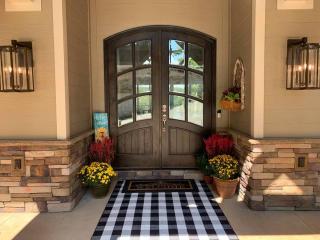 Waterfront 5BD/5BA Dock & 9P-Hottub - 4