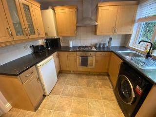 Spacious 2 bedroom flat london - 7