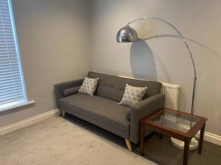 Spacious 2 bedroom flat london - 4