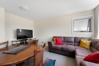 T Bar on Twynam - Modern 2BR Apartment l WiFi l Netflix l BBQ l Smart TV l Air-Con - Jindabyne - 6