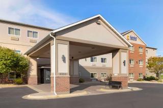 Comfort Inn & Suites Davenport - Quad Cities - Davenport - 9