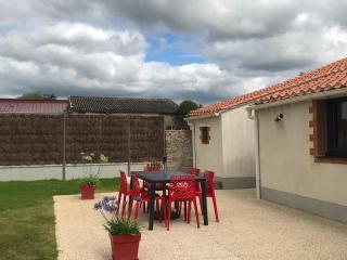 Maison de charme rénovée avec piscine, spa et proximité des plages vendéennes - FR-1-426-464 - La Garnache - 8