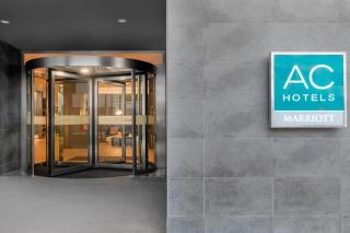 AC Hotel by Marriott Madrid Airport - 9