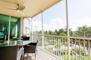 Coastal Elegance at The Dunes - Naples - 1