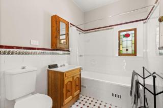 Campbell's Cottage by Experience Jervis Bay - Huskisson - 2