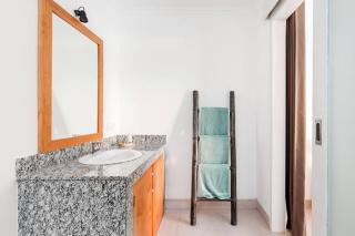 Stylish Three Bedroom Villa Near Atlas Beach Club & Beach. - 7