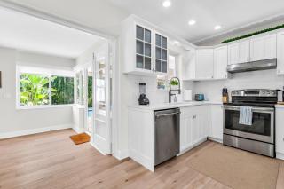 Chic Pied-à-Terre Private Pool in WPB - 5