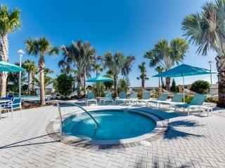 Pacific Brand New 5BR TH Pool in Windsor Island - Davenport - 5