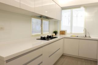 2B1bLDK Zhongxiao Dunhua, Ultra Center City • 2房1衛 客廳廚房 忠孝敦化 黃金地段市中心 - Taipei - 1