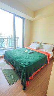 Beach View Unit 2 bedrooms in Azure Urban Resort Residences - 6
