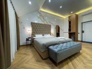LUX Апартаменти MYFREEDOM поруч метро Театральна, Хрещатик - Kiev - 9