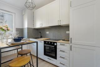 Stylish & Comfy Garbary Apartments with Parking by Noclegi Renters - Poznań - 5