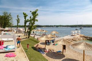 Newly renovated apartments in Funtana - Funtana - 9