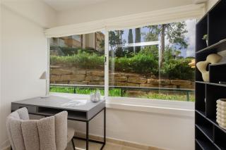 Luxurious frontline golf apartment in Elviria - Marbella - 3