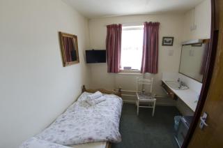 Oakwood Bed and Breakfast Heathrow - Hillingdon - 4