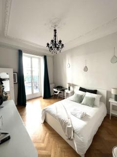 Superbe Appartement de 105 m2, hyper centre avec Terrasse, parking, à 5 min de la mer - Nice - 4