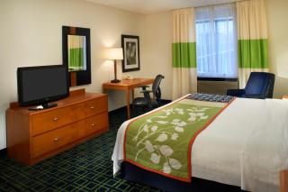 Fairfield Inn & Suites Indianapolis East - Indianápolis - 9