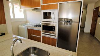 1079 - Apartamento com vista para o mar em Bombinhas - Bombinhas - 2