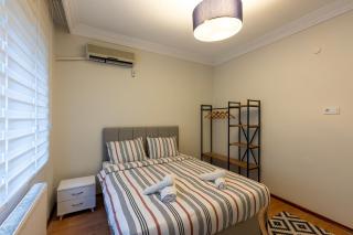 In the Centre of Taksim and Galataport 3 Bedrooms in Apartment - Istanbul - 7