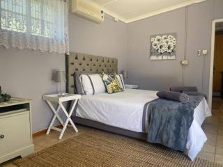 Shades of grey - Oudtshoorn - 7