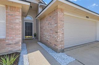 Stylish Home in Leander with pool table - Leander - 7