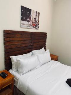 Comfort Home Guest House - 1