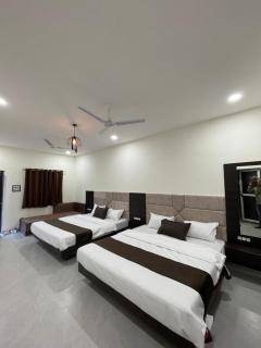 Tekri Farms and Retreat - Ujjain - 0
