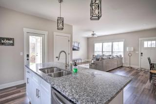 Wooded Escape with Beautiful Backyard and Mtn Views! - Chattanooga - 2