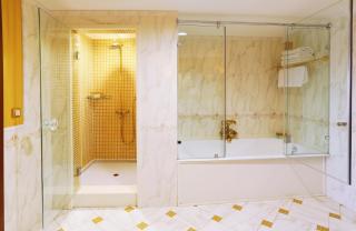 Diplomat Hotel by AG Hotels Group - Astana - 6