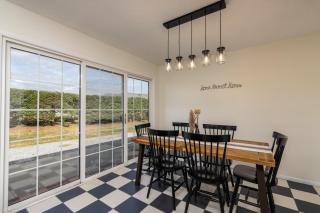 NEW Dragster Dream House 3BD2BA Game Room - Bluff City - 4