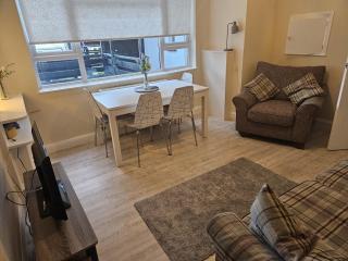 Leigh-on-Sea Retreat - 2 Bedroom Apartment - Leigh-on-Sea - 8