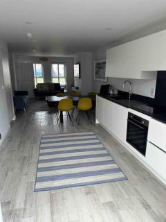Coastal Haven - 5 BR Gem in Portrush - Portrush - 4