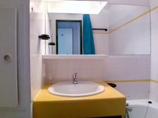 Studio fonctionnel avec balcon, proche des pistes et commerces, parking inclus - FR-1-344-1050 - Les Menuires - 3