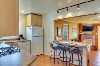 Downtown Carlsbad Apartment Less Than half Mi to Beach! - Carlsbad - 4