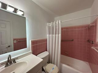 Sheridan Guesthouse - Dania Beach - 7