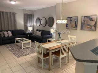 Amazing Townhouse with Private Pool - Kissimmee - 1