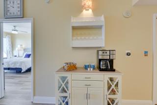 Miramar Beach Getaway with Balcony and Ocean View! - Destin - 1