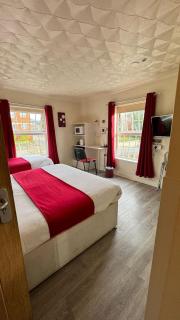 The Railway Sleeper Lodge - Colchester - 7