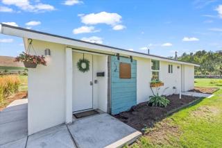 The Ahtanum Cottage - hot tub and views - 4